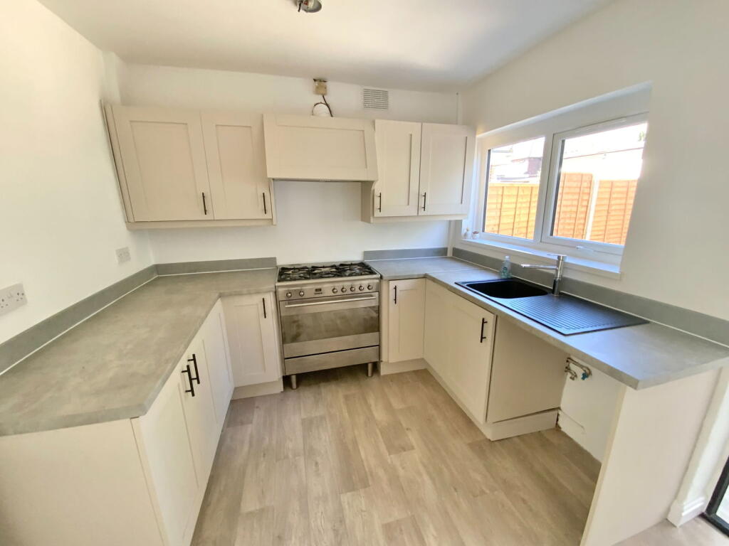ROWLEY REGIS, Petersfield Drive - View 2