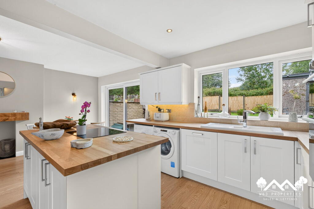 House in Blackburn - View 4