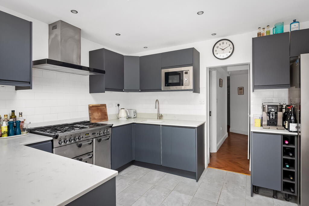 Apartment in London, East Dulwich - More