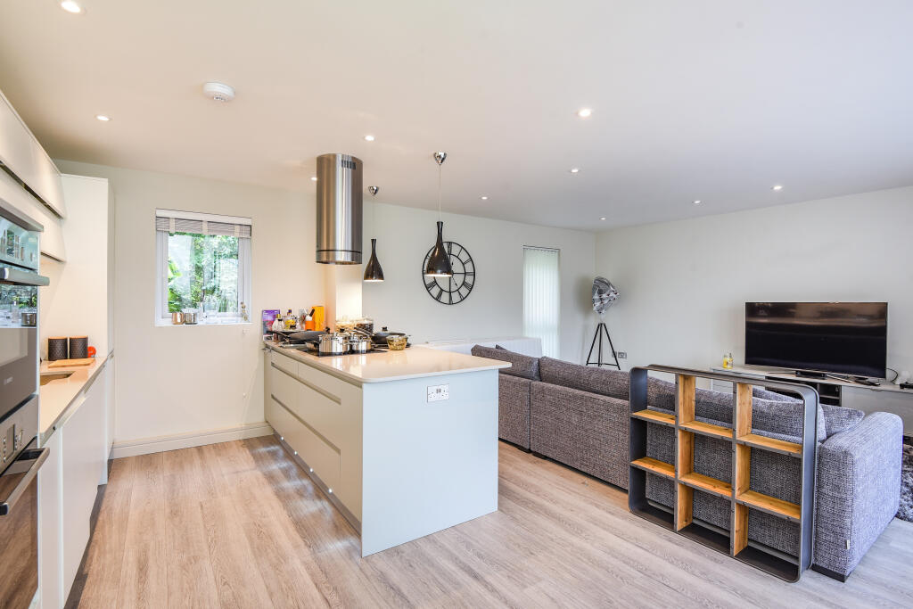 Main image of property: Admiral Court, 1 Dark Lane, Witney, OX28