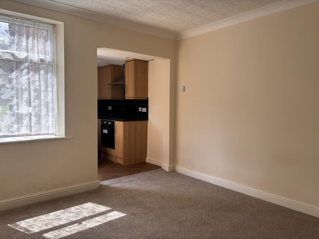 House in Mansfield, Berry Hill - View 3