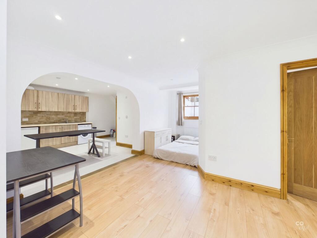 Wellington Road, Brighton, BN2