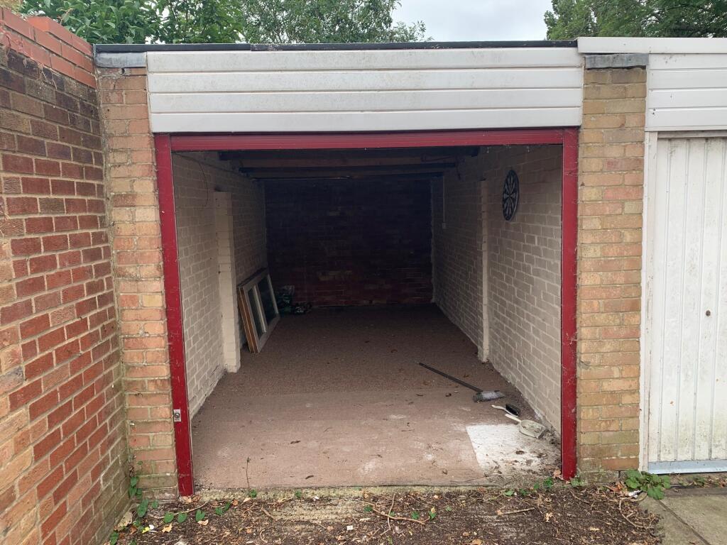 Main image of property: Green Ridges, Headington, Oxford, OX3