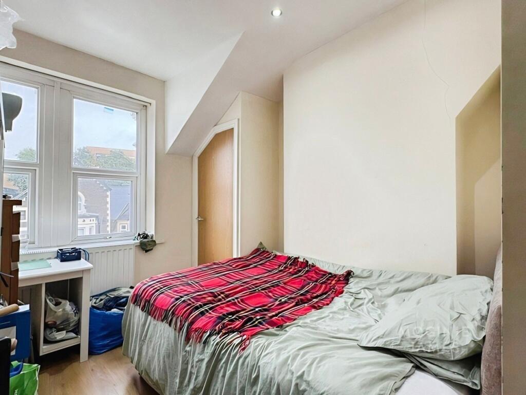 Apartment in Cardiff - More