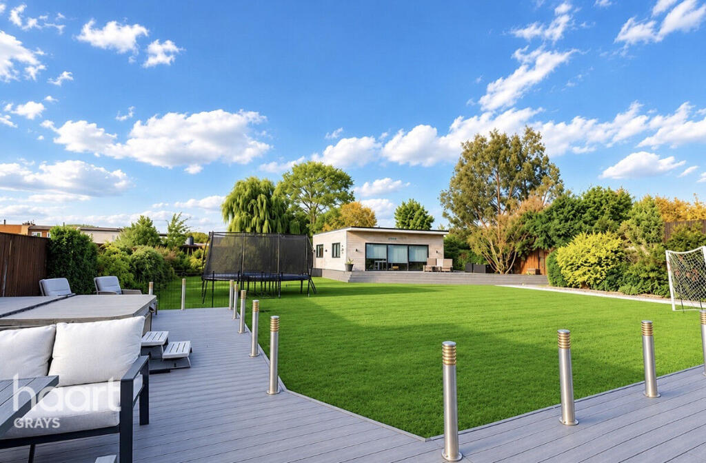 House in Chelmsford - View 3