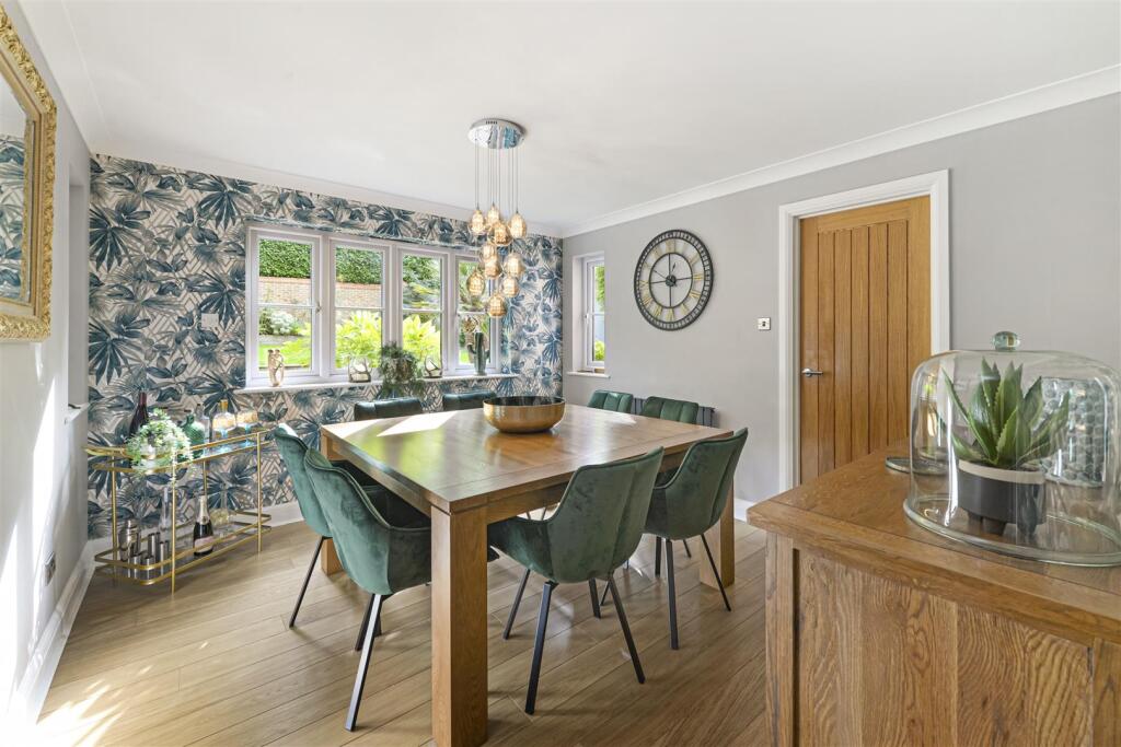 House in Tonbridge and Malling, Kings Hill - More