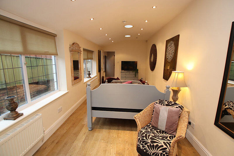 House in Cleethorpes, North East Lincolnshire - More