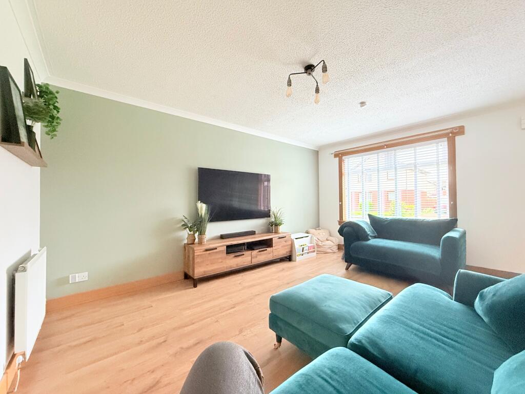 5, Montgomery Drive, Carron, Falkirk, FK2 8SJ photo 4
