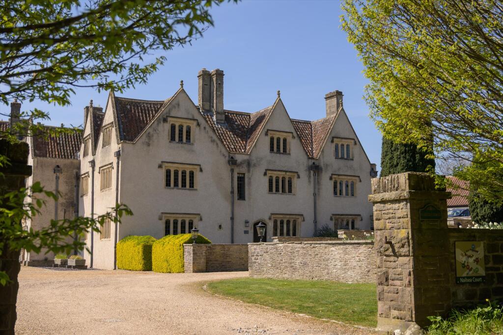 Le Frye House, Nailsea Court, Chelvey Road, Chelvey, North Somerset, BS48