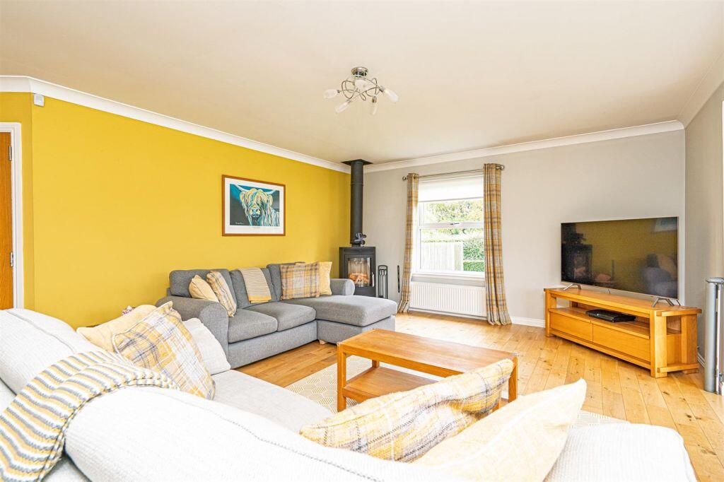 2 Mill Gardens, Powmill, Dollar, FK14 7LQ photo 3