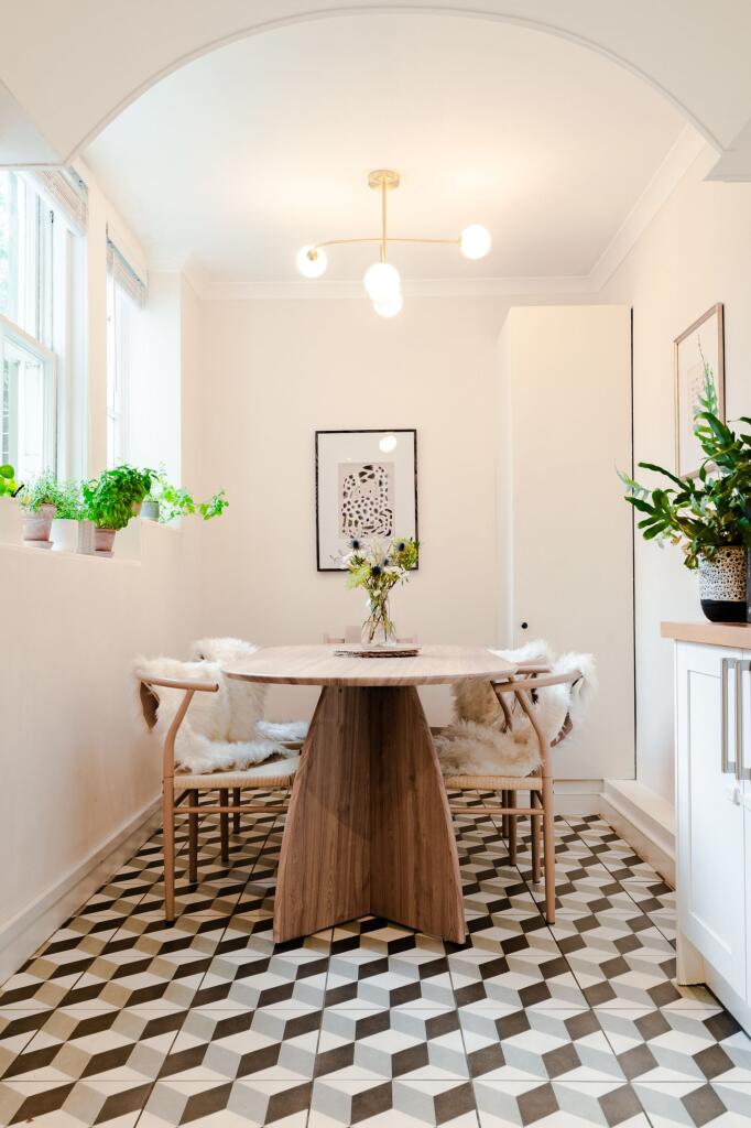 Apartment in Edinburgh - More
