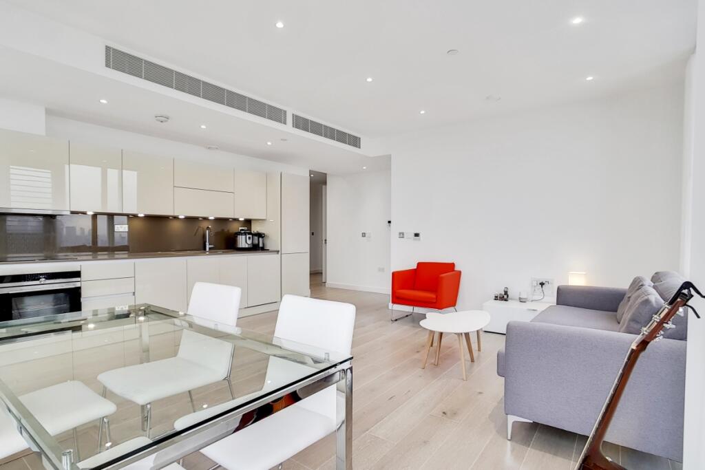Apartment in London - View 2