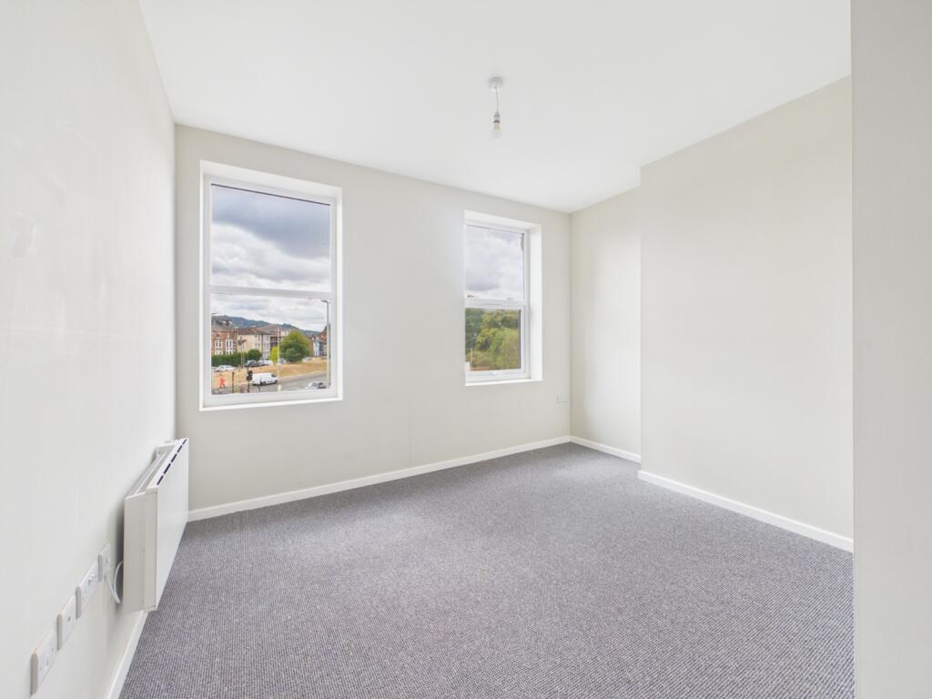 House in Gloucester, Kings Barton - More