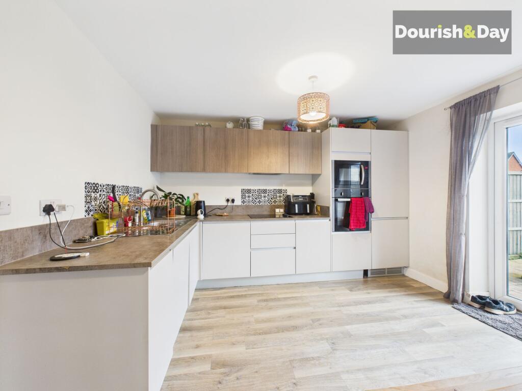 Towers Lawn Court, Market Drayton, TF9 photo 4