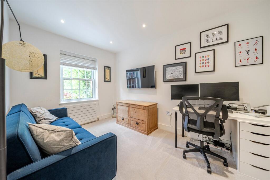 House in London, Tubbenden, Crofton - View 4