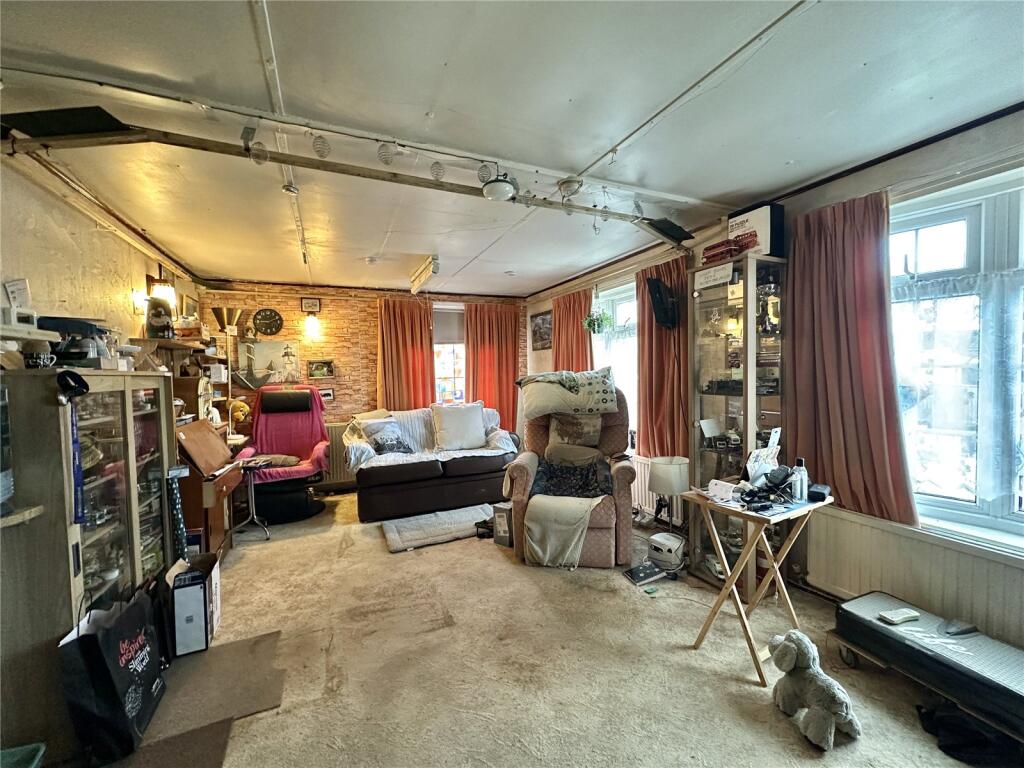 House in Dorchester - View 3