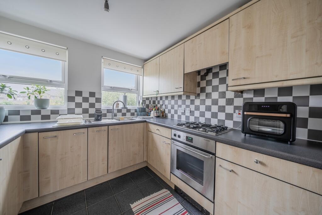 Apartment in London, Manchester Estate, Isle of Dogs - View 3
