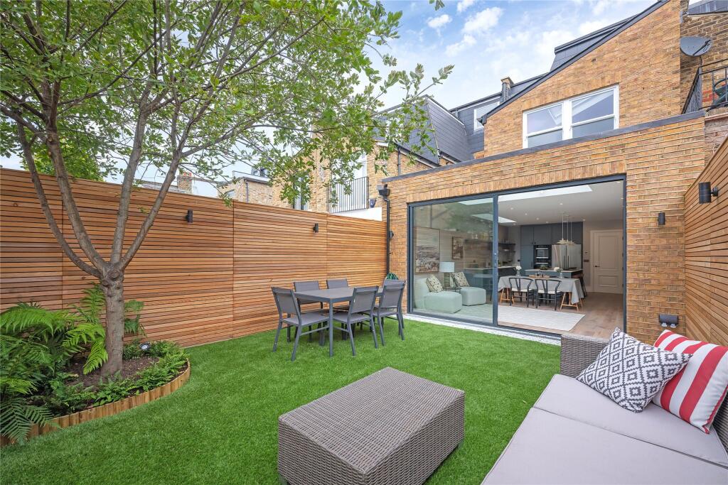 House in London, Sands End, Fulham - View 5