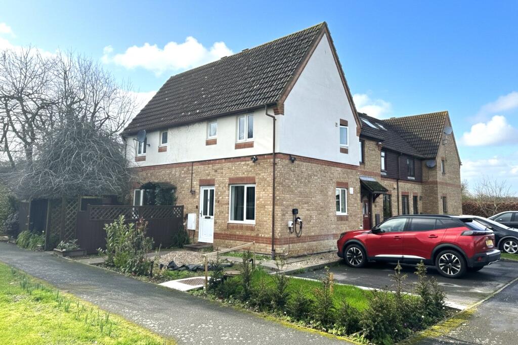 Main image of property: Hop Garden Road, Hook, Hampshire, RG27