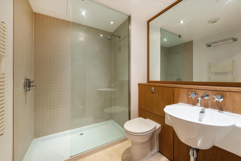 Apartment in London - More