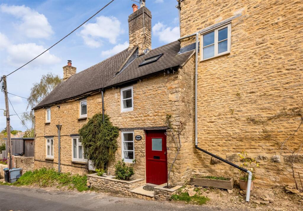 Main image of property: Hixet Wood, Charlbury