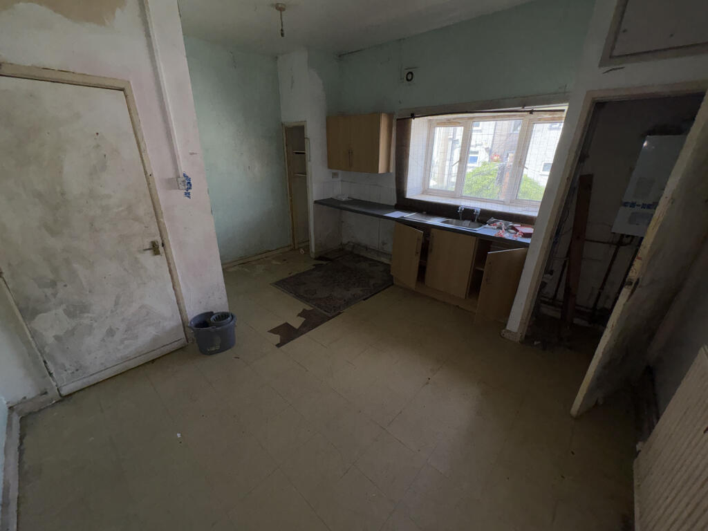 Apartment in Cardiff - View 4