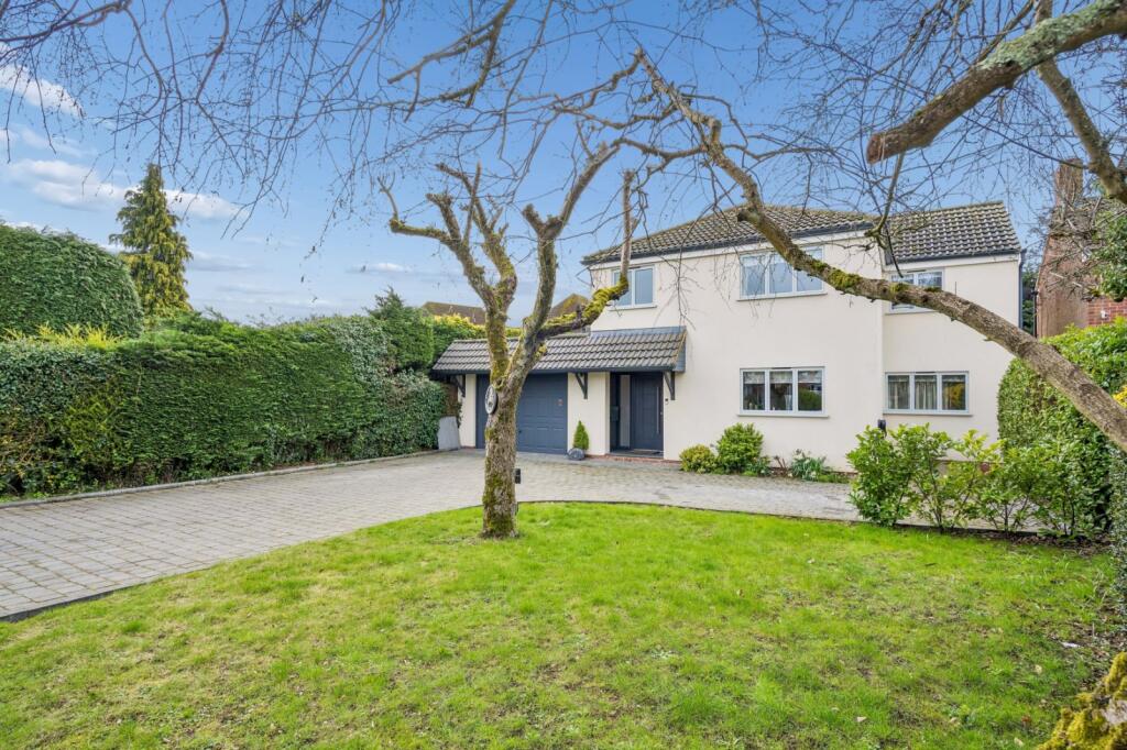 Main image of property: Hedgerow, Chalfont St. Peter, Gerrards Cross, Buckinghamshire, SL9