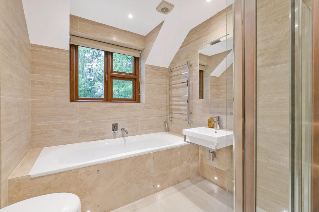 Additional image 17 of West Riding, Tewin Wood, Welwyn, AL6