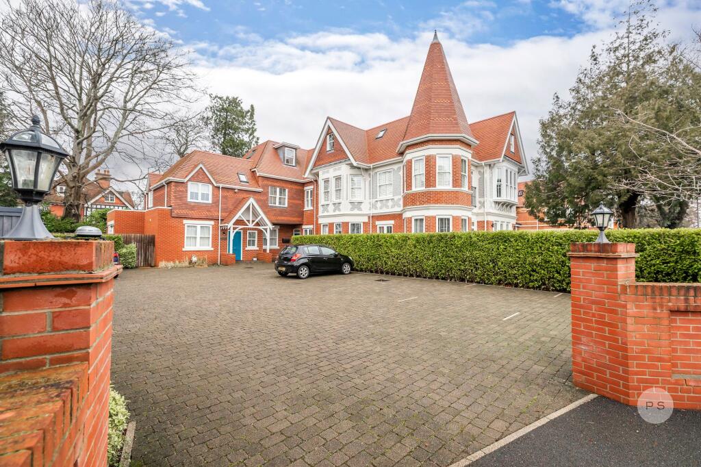 Beechwood, Pinewood Road, Branksome Park, Poole, BH13 photo 4