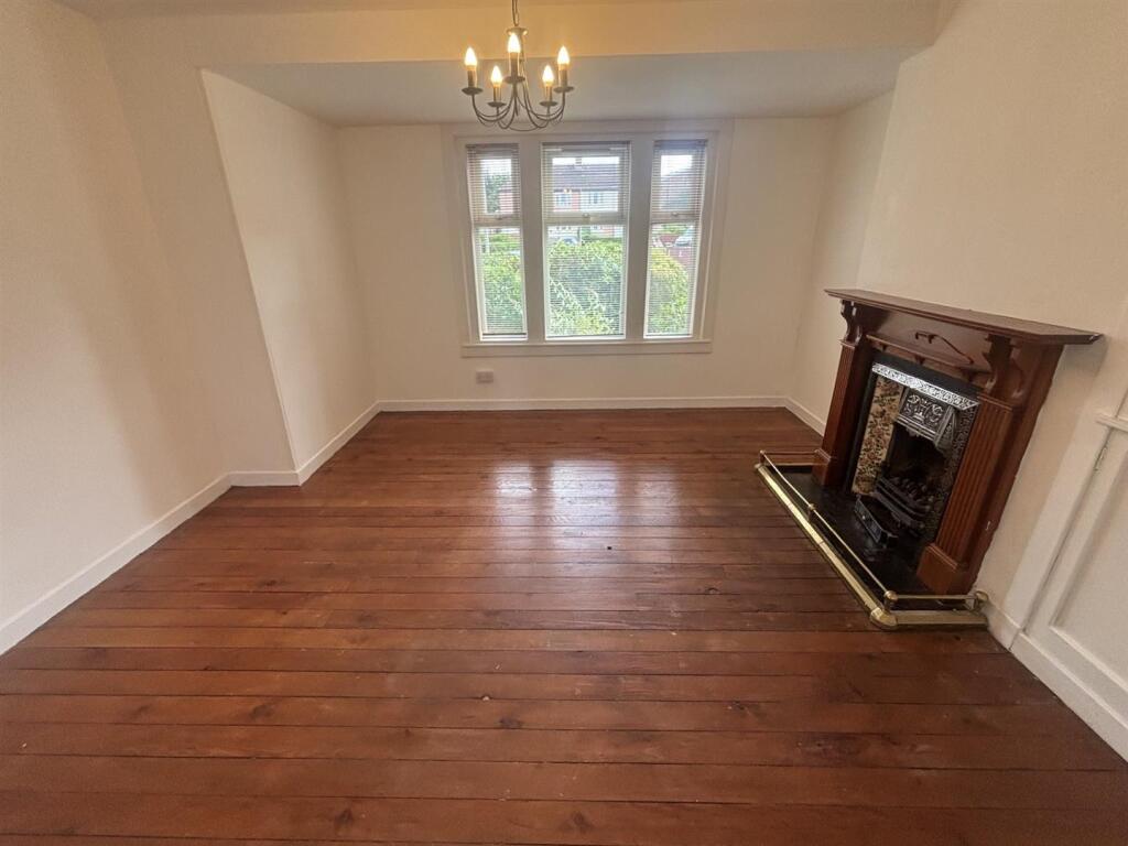 Apartment in Motherwell - View 4
