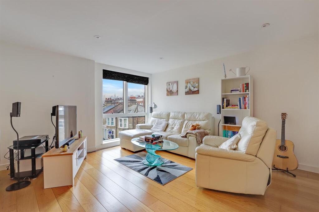 Main image of property: Chenla Building, Lewisham, SE13