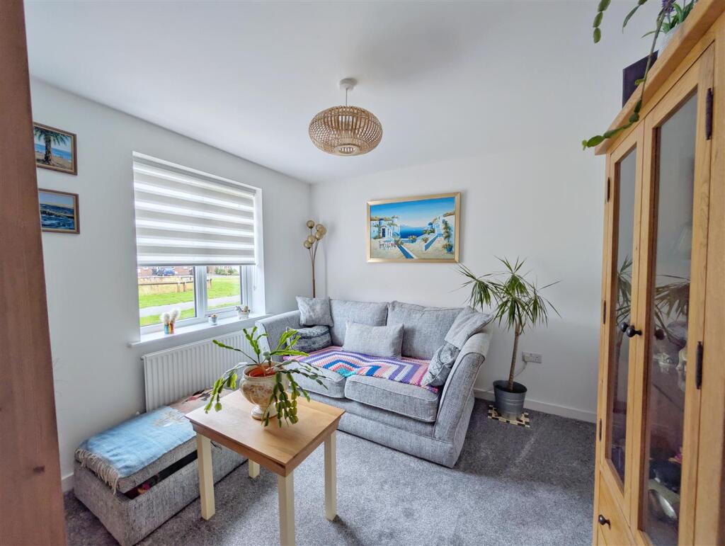 House in Forest of Dean, Lydney - More