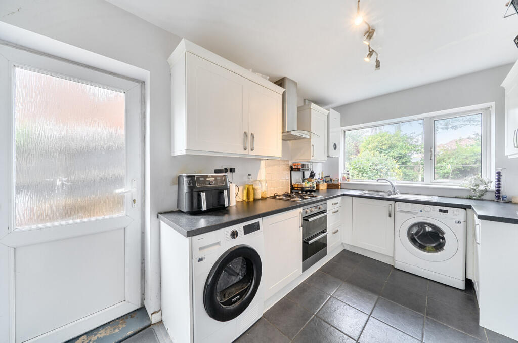 House in Birmingham, West Midlands - View 4