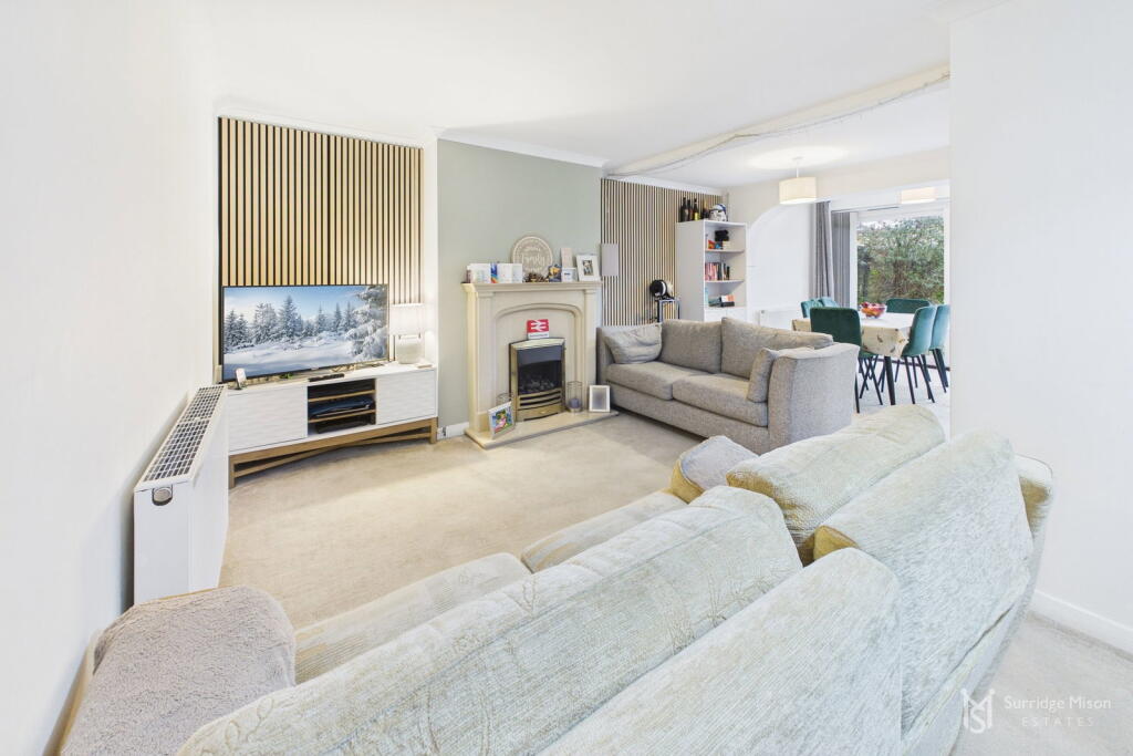 Old Orchard Place, Hailsham, East Sussex, BN27 - View 2