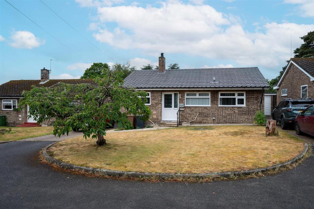 Main image of property: New Road, Fritton, Great Yarmouth