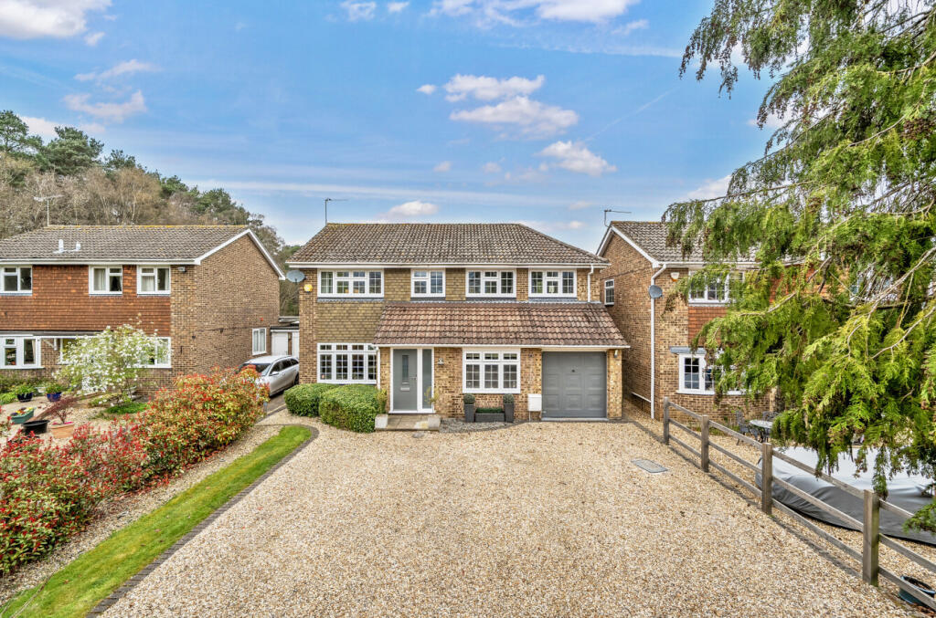 Main image of property: Brentmoor Road, West End, Woking