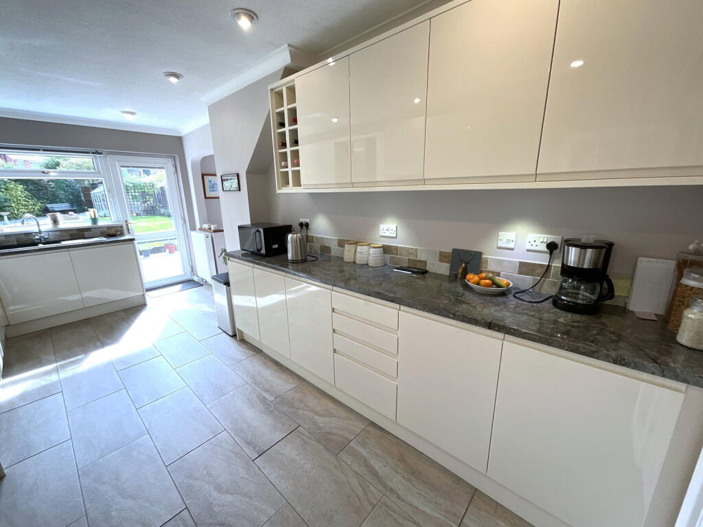 House in Dudley, Hurst Green - View 5