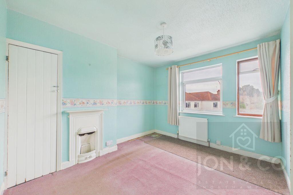 House in Northampton - View 5