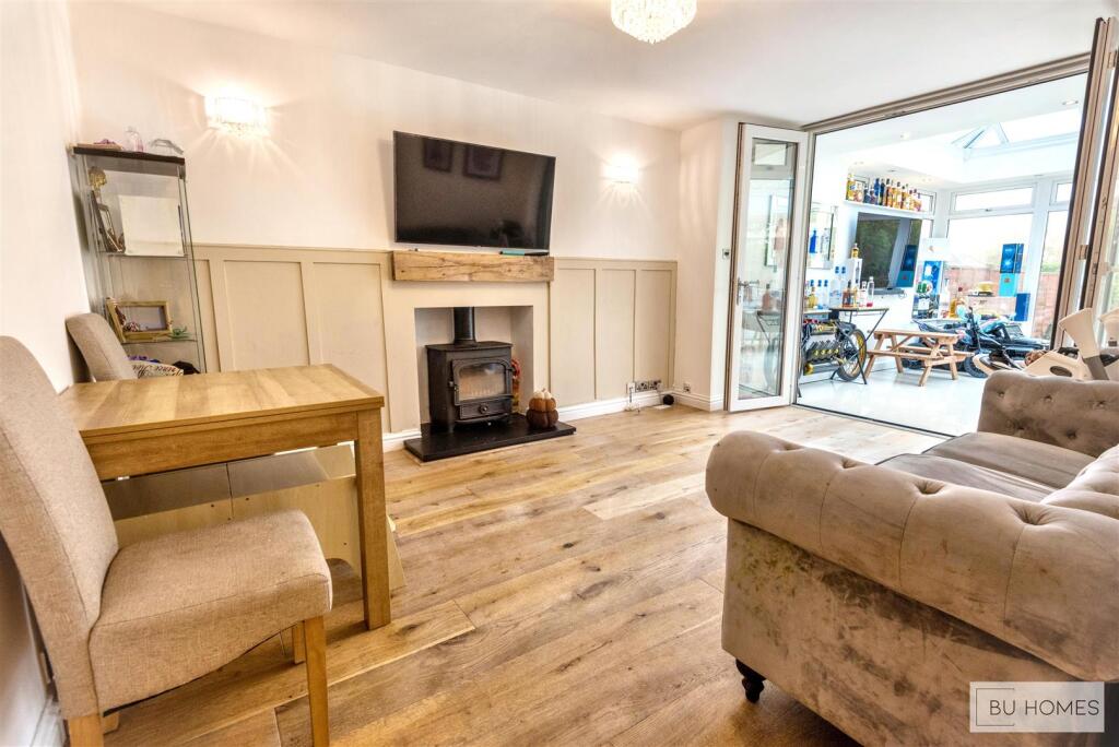 House in Solihull, Ulverley Green - View 2