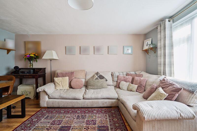 Queensmead Road, Loudwater - View 5