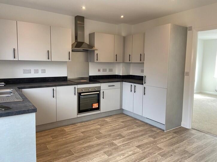 House in Milton Keynes, Whitehouse - More