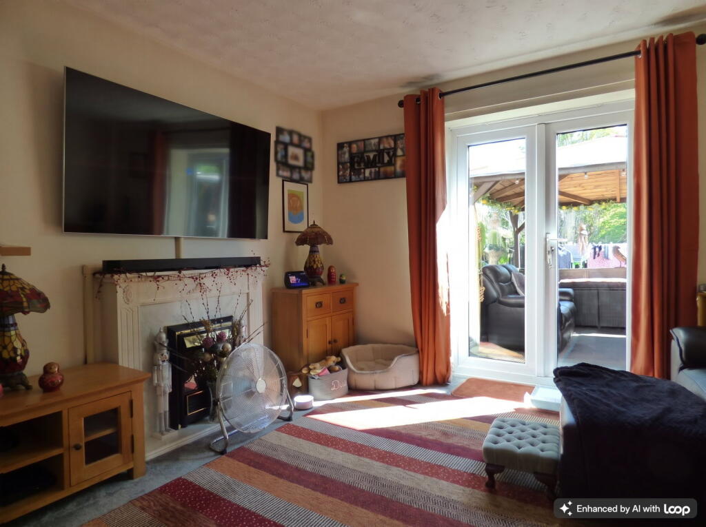 House in Worcester - View 2