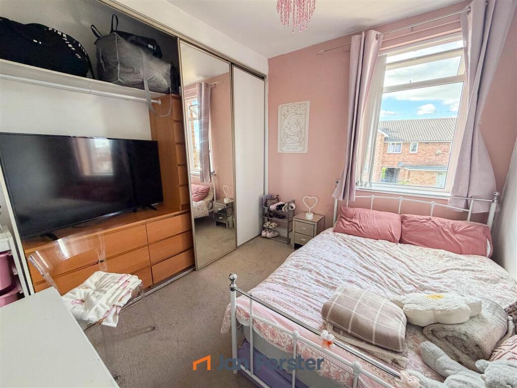 House in Newcastle upon Tyne - View 4