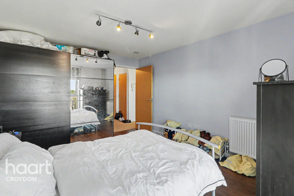 Main image of property: London Road, Croydon