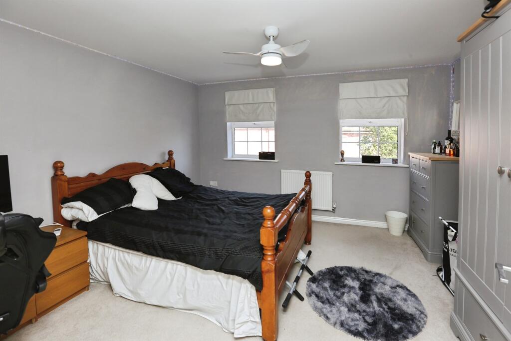 House in Eastleigh, Newtown - View 4