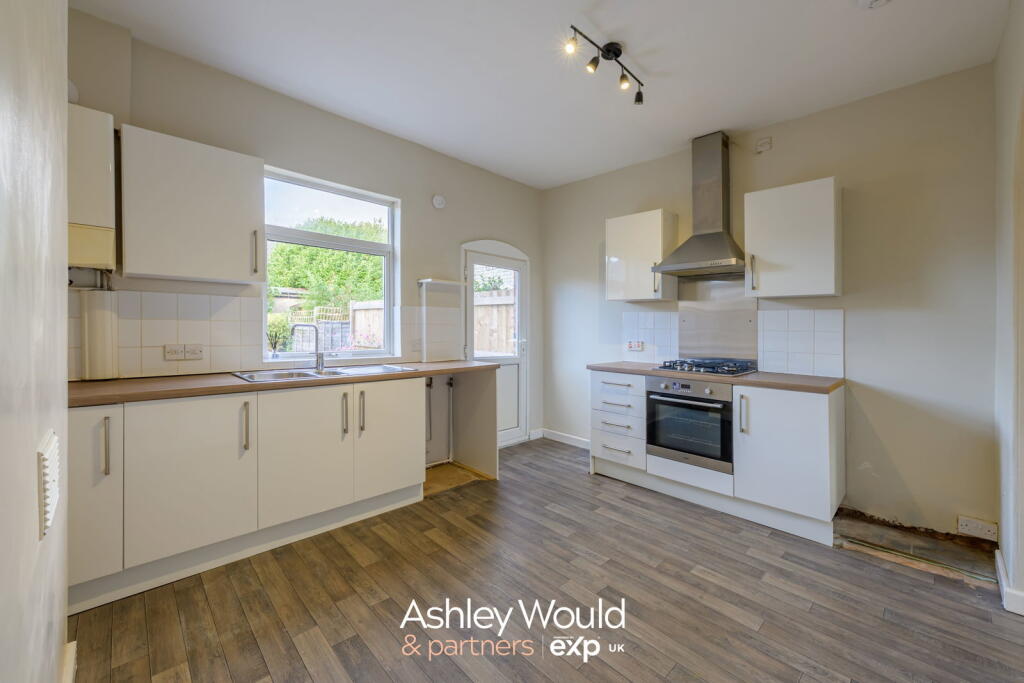 House in Dudley, West Midlands - View 4