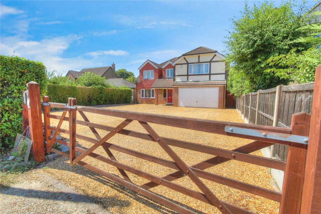 5-bed detached on Welley Road, Wraysbury, Staines-upon-Thames, Berkshire, TW19, £1,150,000