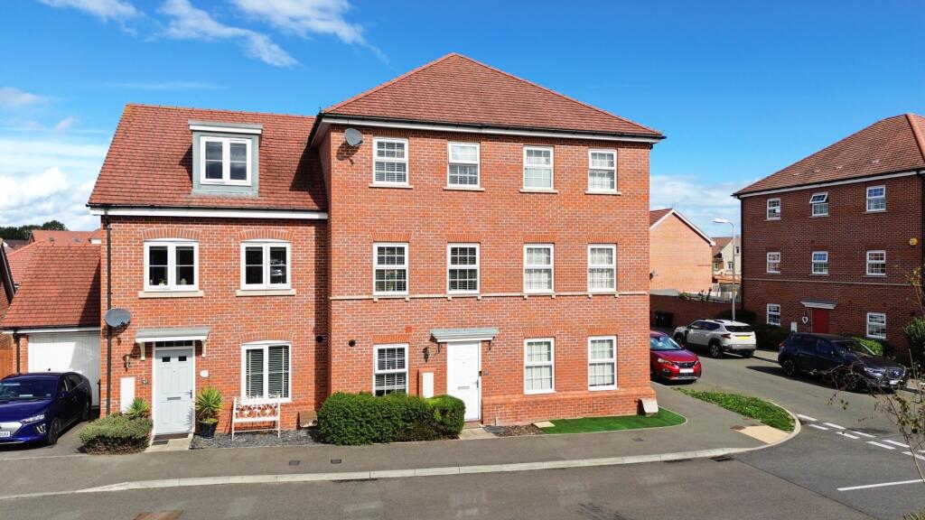 House in Woodley, Wokingham