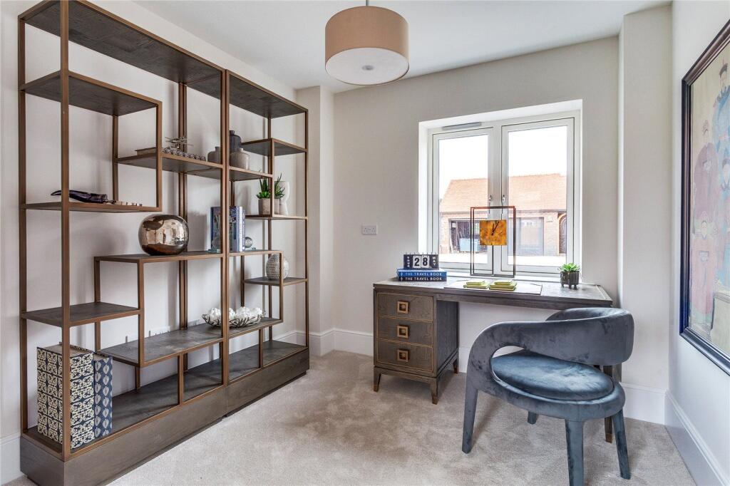 House in Slough, Great Marlow - View 3