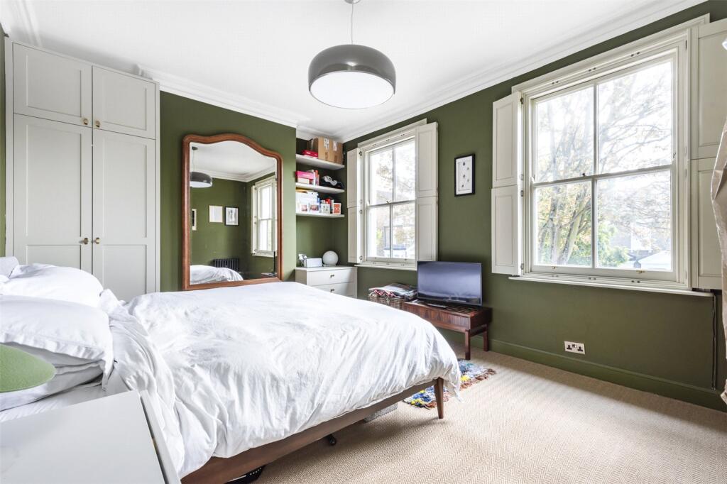 Highbury Hill, London, N5 - View 3